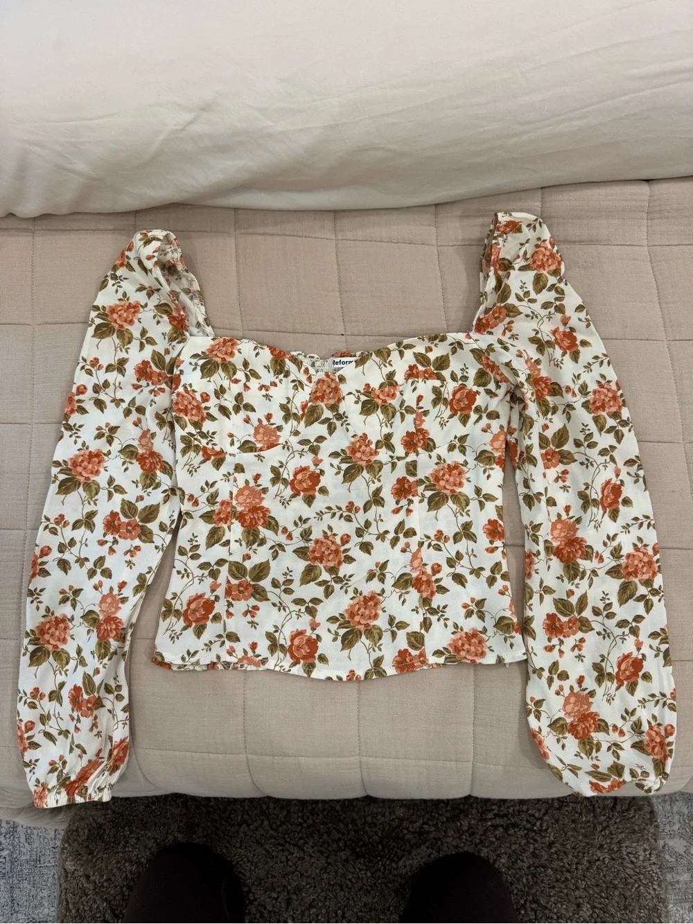Reformation Floral Sweetheart Puff-Sleeve Top in Cream and Coral